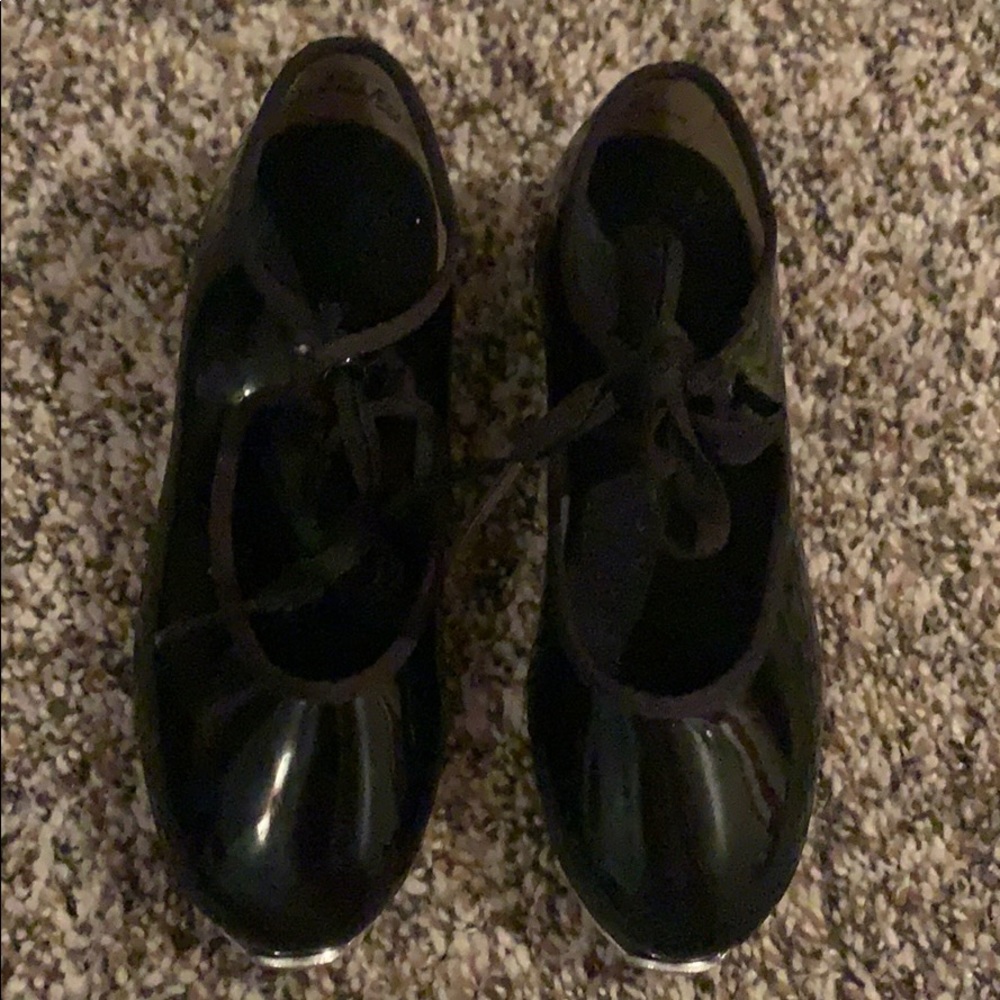 Black Patent Tap Shoes with Bow